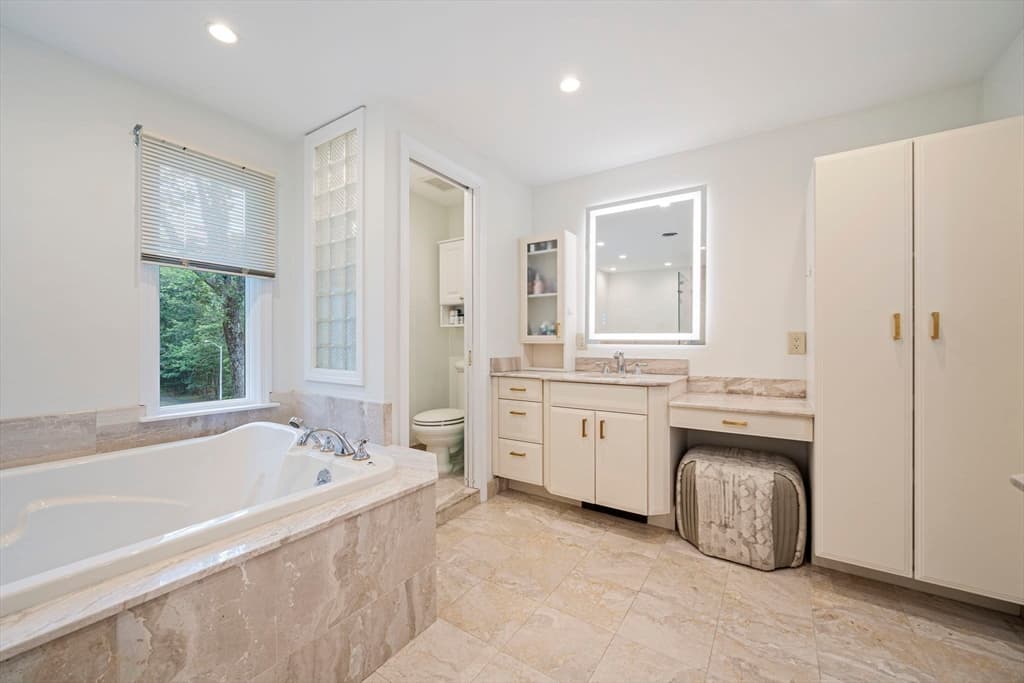 Single Family Residence at 42 Eisenhower Dr, Sharon MA 02067, Sharon, photo 27 of 41