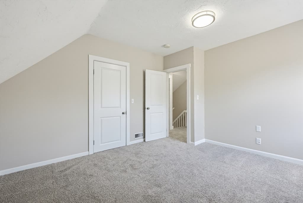 39 Johnston Avenue # 1, Northbridge MA 01588 photo 27