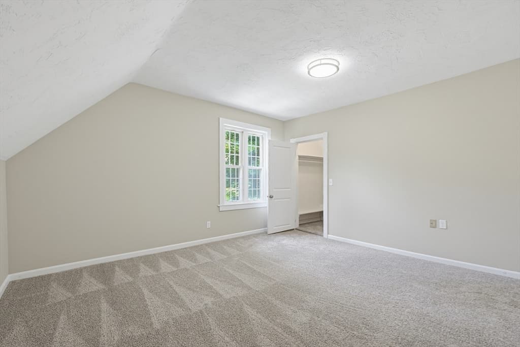 39 Johnston Avenue # 1, Northbridge MA 01588 photo 28