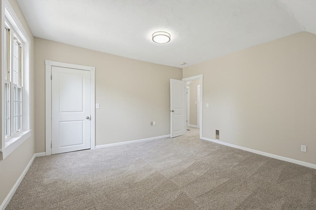 39 Johnston Avenue # 1, Northbridge MA 01588 photo 30