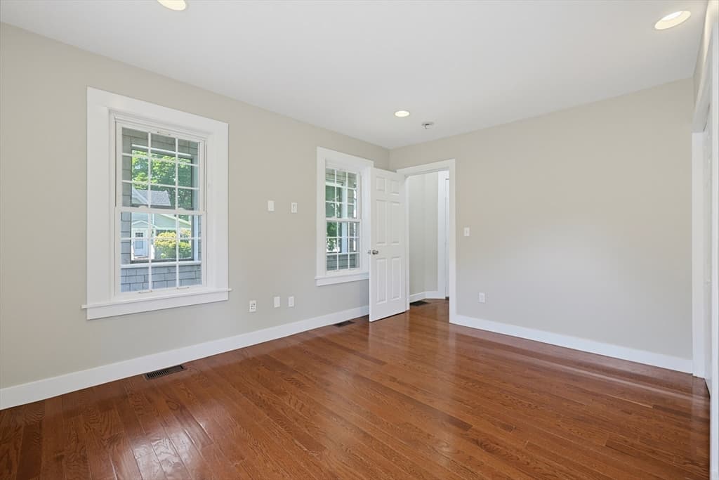 39 Johnston Avenue # 1, Northbridge MA 01588 photo 18