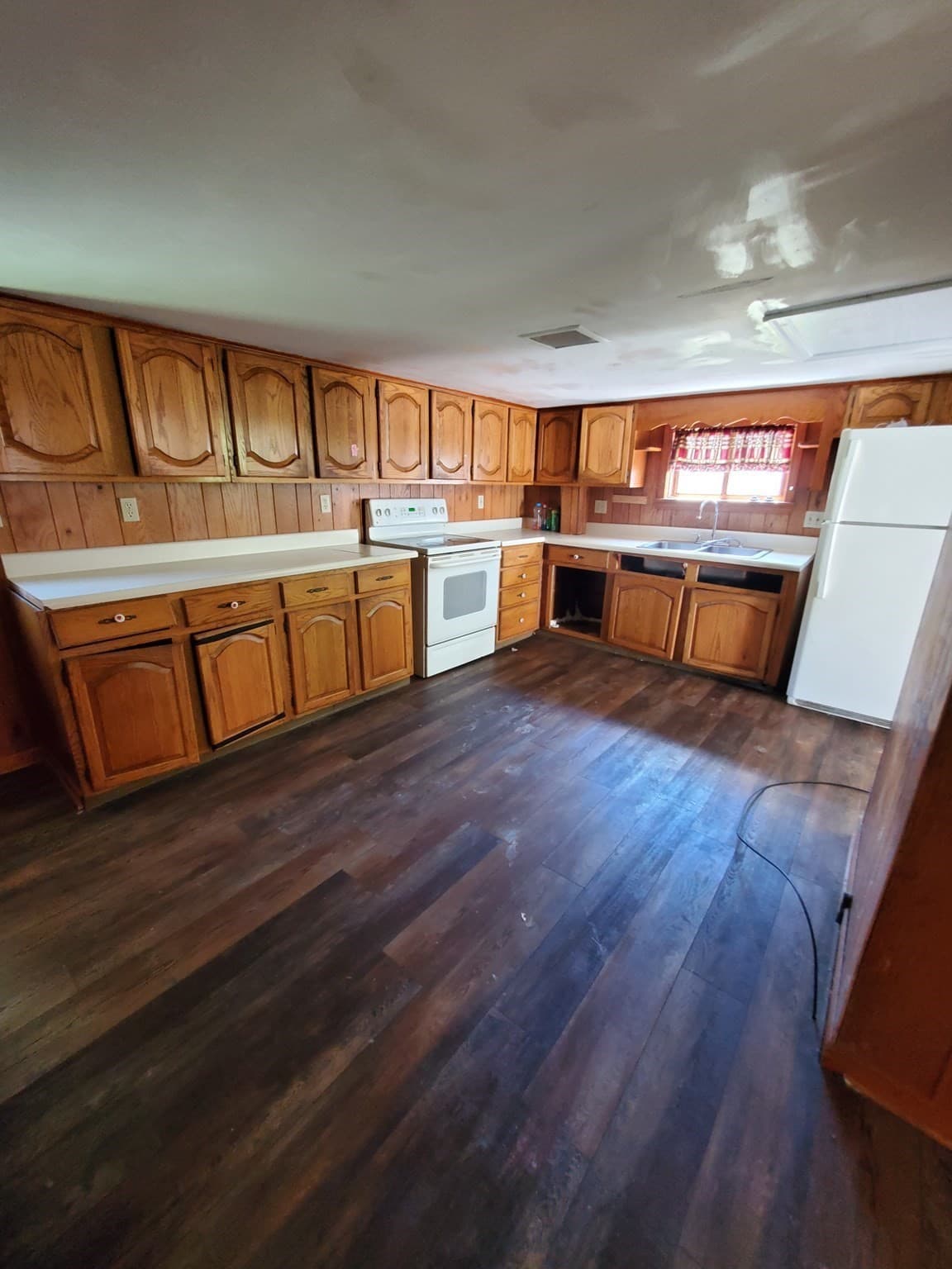 Single Family Residence at 76 Aspen St, Ware MA 01082, photo 11 of 13