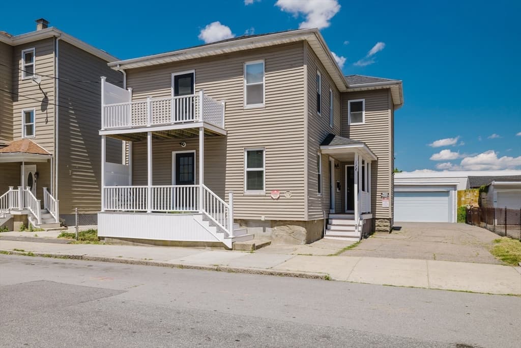 172 Nashua St, Fall River MA 02721 photo 3