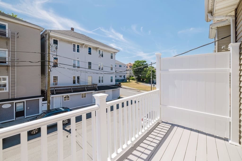 172 Nashua St, Fall River MA 02721 photo 31
