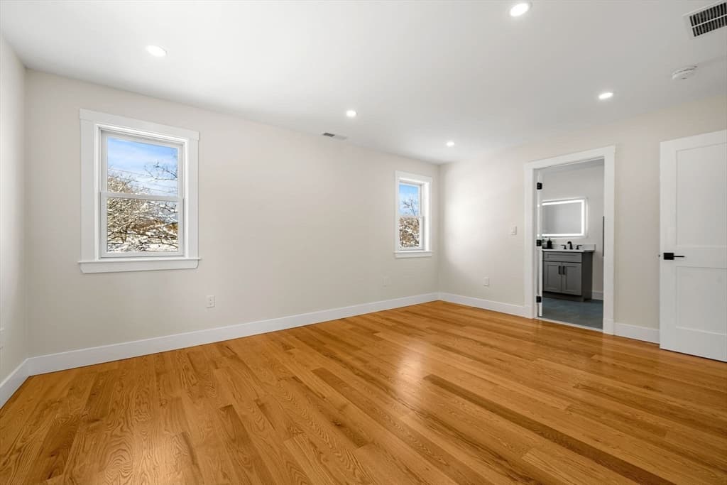 37 Neillian Way # 37, Bedford MA 01730 photo 11