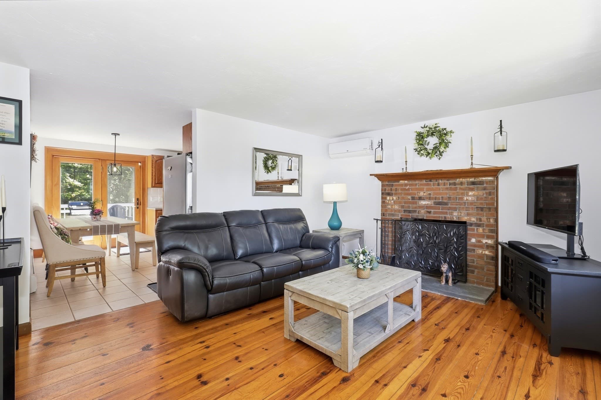 Single Family Residence at 10 Checkerberry Ln, Sandwich MA 02644, photo 3 of 22