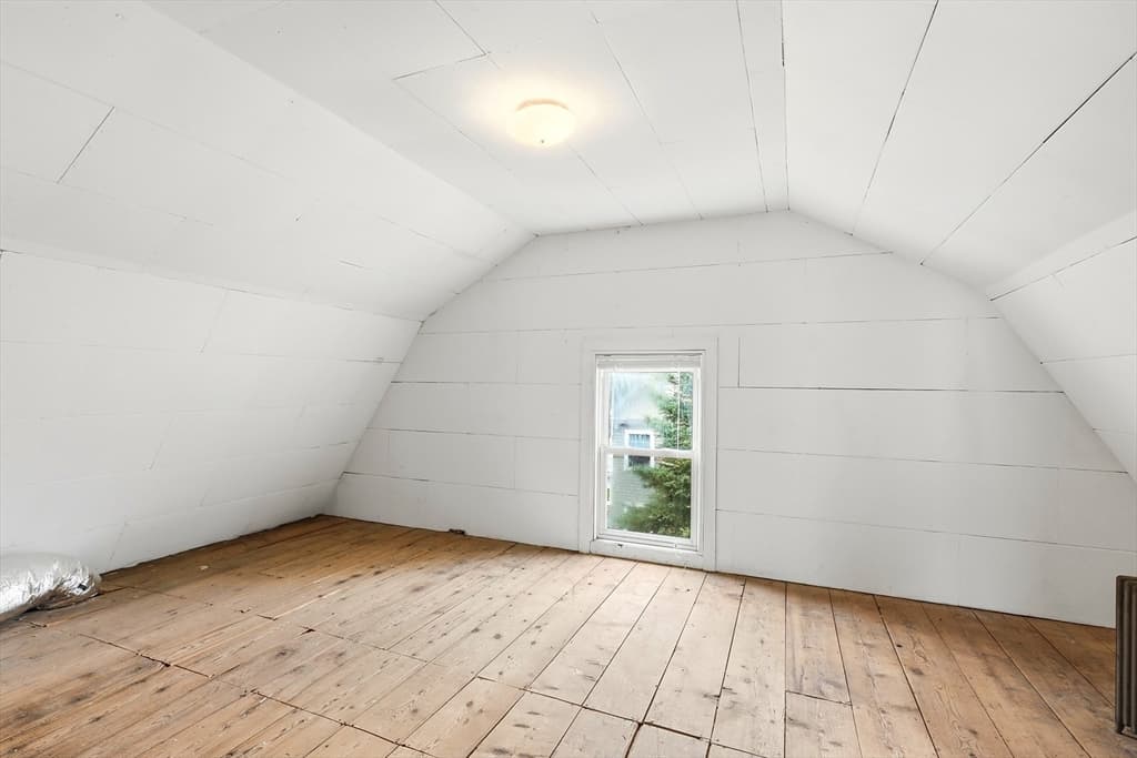 Single Family Residence at 10 Wolcott Ave, Andover MA 01810, photo 24 of 37
