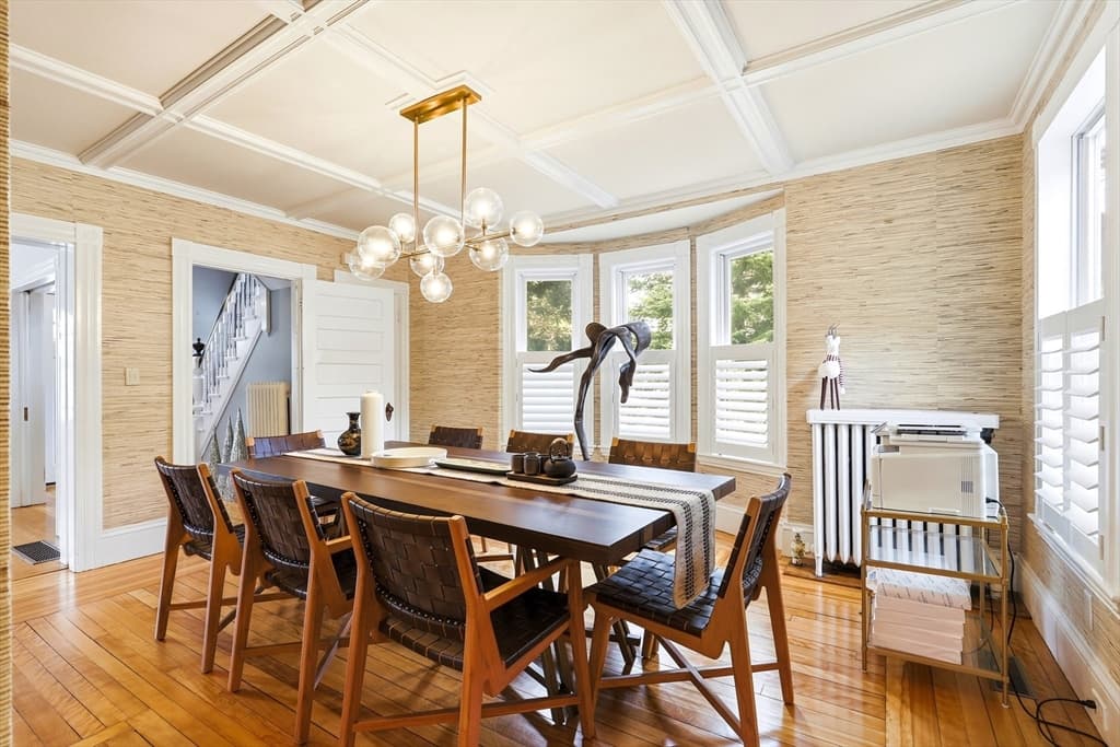 Single Family Residence at 10 Wolcott Ave, Andover MA 01810, photo 11 of 37