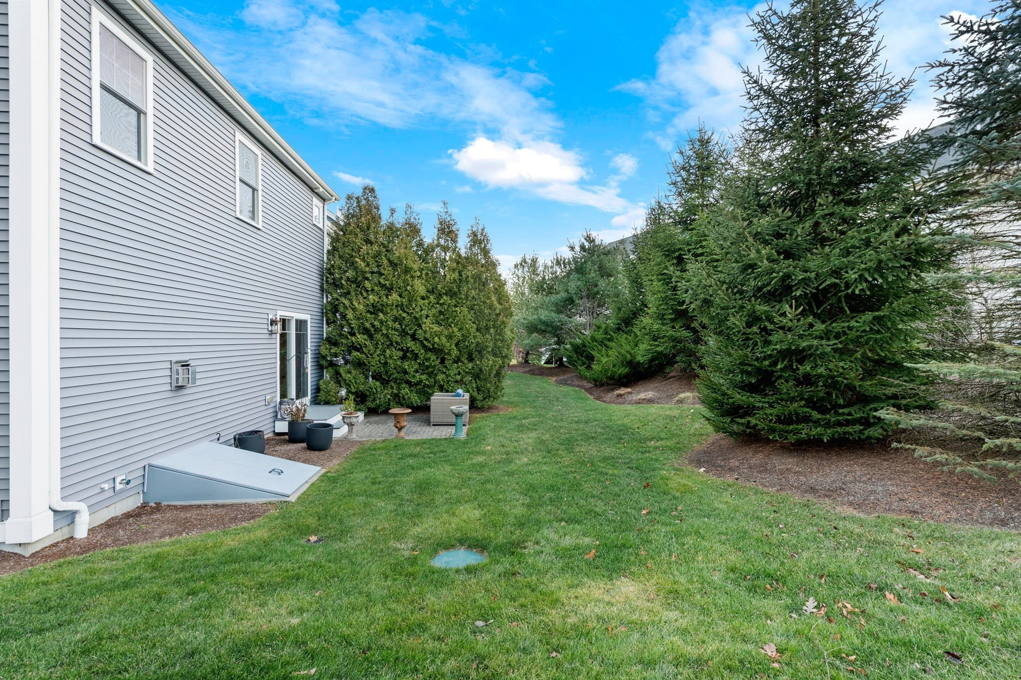 Single Family Residence at 1 Green Ln # 1, Framingham MA 01701, photo 31 of 36