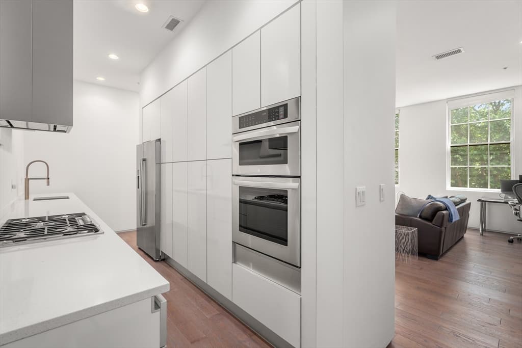 Condominium at 618 E Second Street # 3, Boston MA 02127, Boston, photo 5 of 18