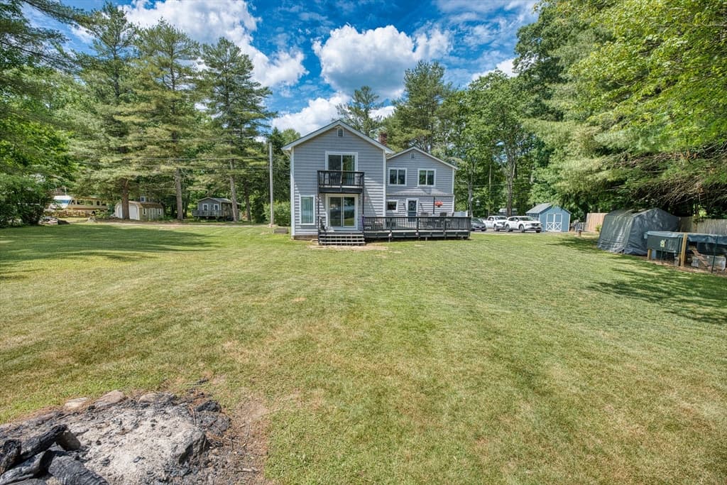 15 Lake View Dr, Spencer MA 01562 photo 4