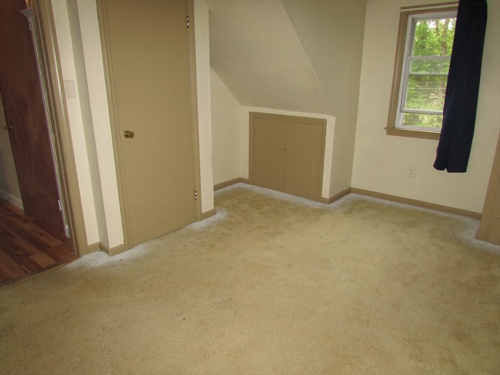 Multi Family at 10 Bartlett St, South Hadley MA 01075, South Hadley, photo 23 of 41