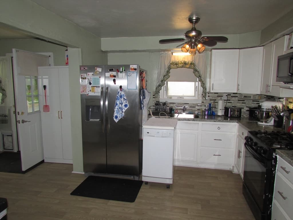 Multi Family at 10 Bartlett St, South Hadley MA 01075, South Hadley, photo 11 of 41