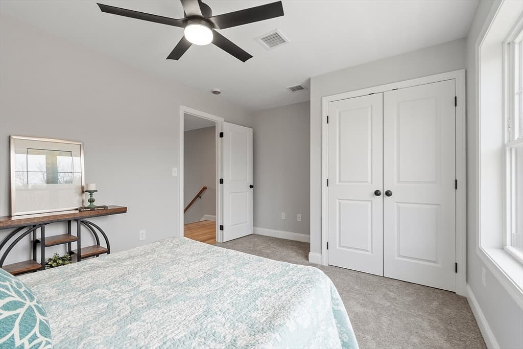 Condominium at 790 Massachusetts Avenue # 790, Lunenburg MA 01462, photo 33 of 42