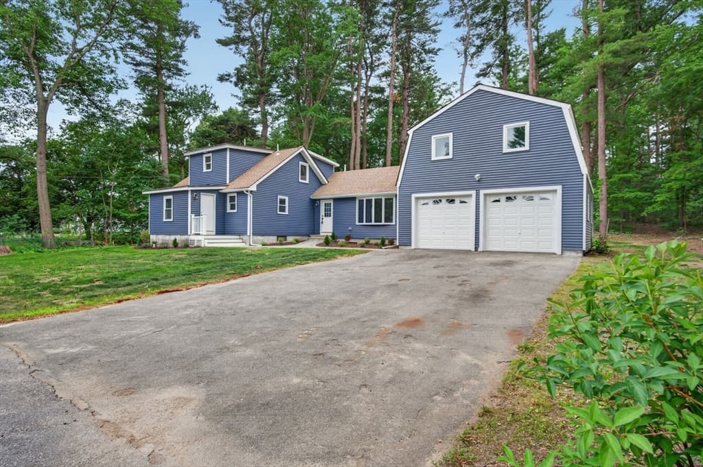 Single Family Residence at 80 Brigham Ave, Dracut MA 01826, photo 36 of 39
