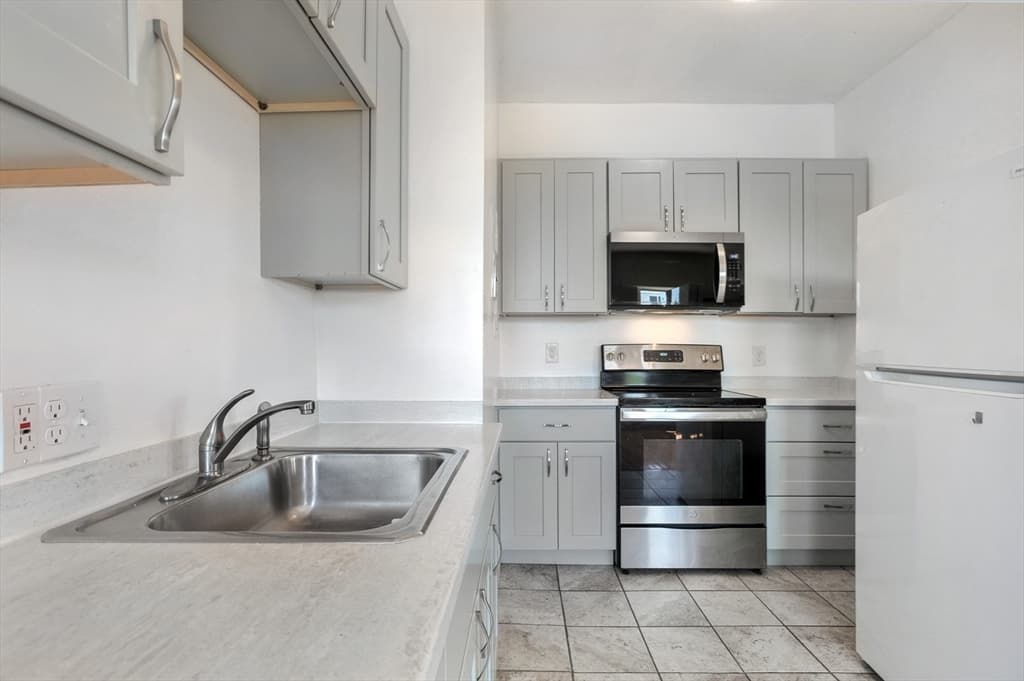 56 Peabody Street, Salem MA 01970 photo 10
