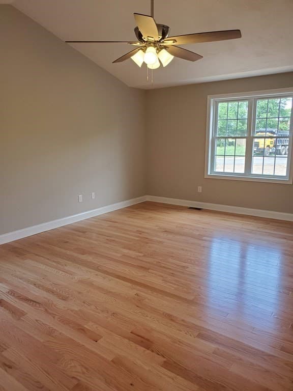 Single Family Residence at 14 Kettle Hill Rd, Uxbridge MA 01569, photo 9 of 15
