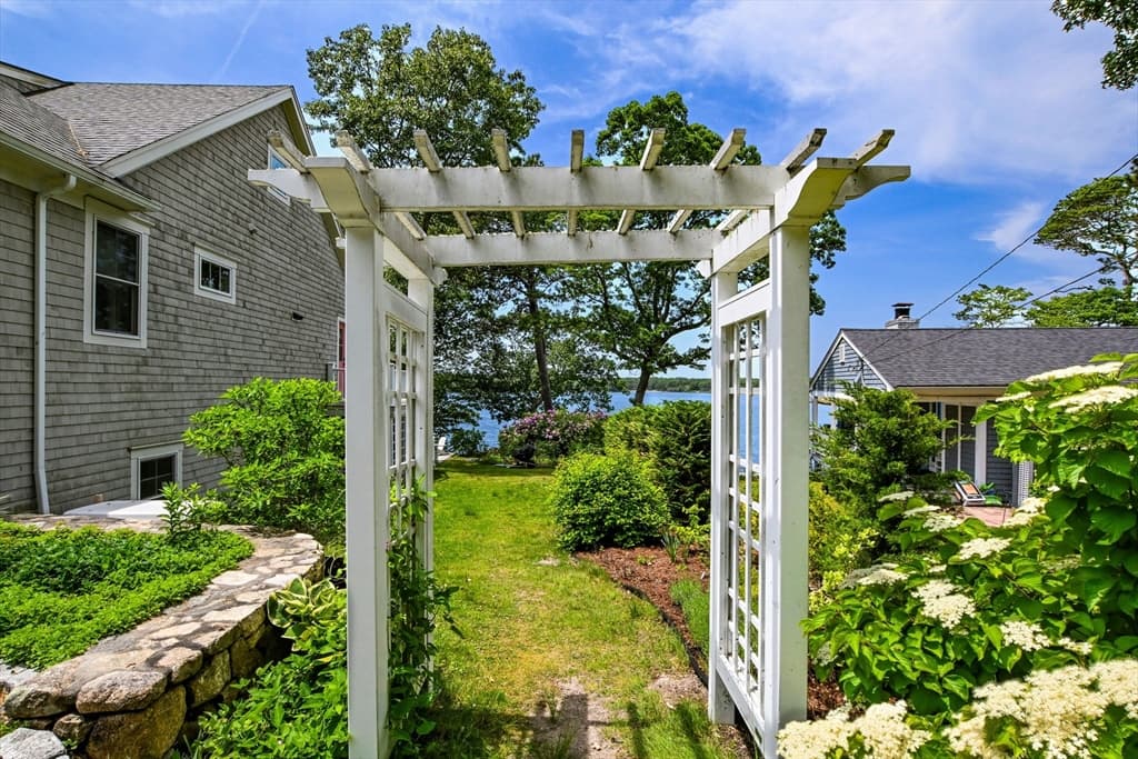110 Wheeler Rd, Mashpee MA 02649 photo 16