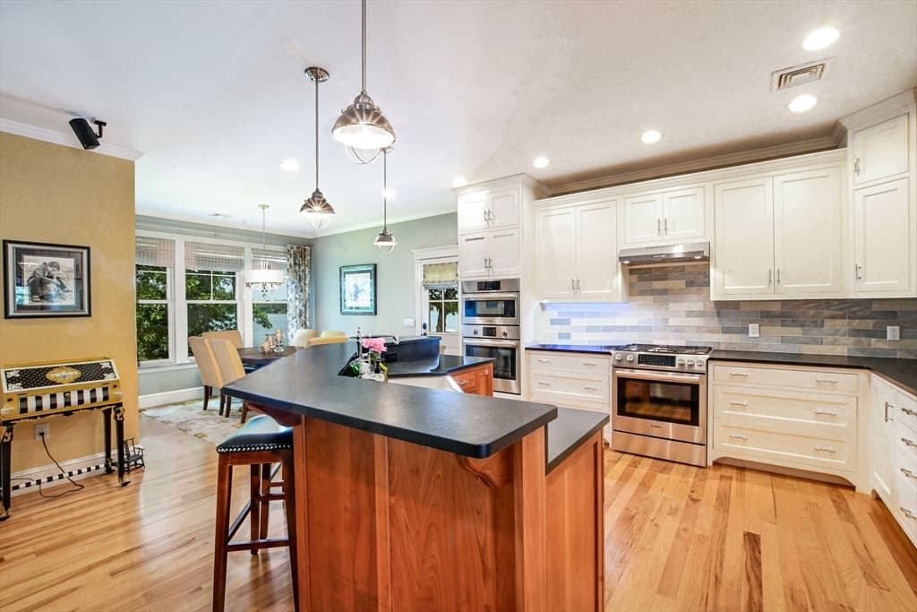 110 Wheeler Rd, Mashpee MA 02649 photo 7