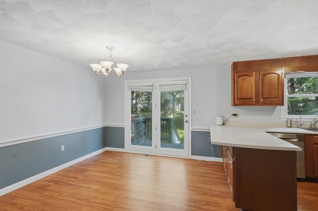 327 Wellman Avenue # 327, Chelmsford MA 01863 photo 9