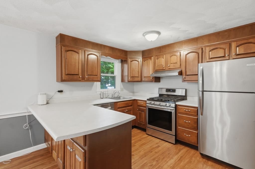 327 Wellman Avenue # 327, Chelmsford MA 01863 photo 10