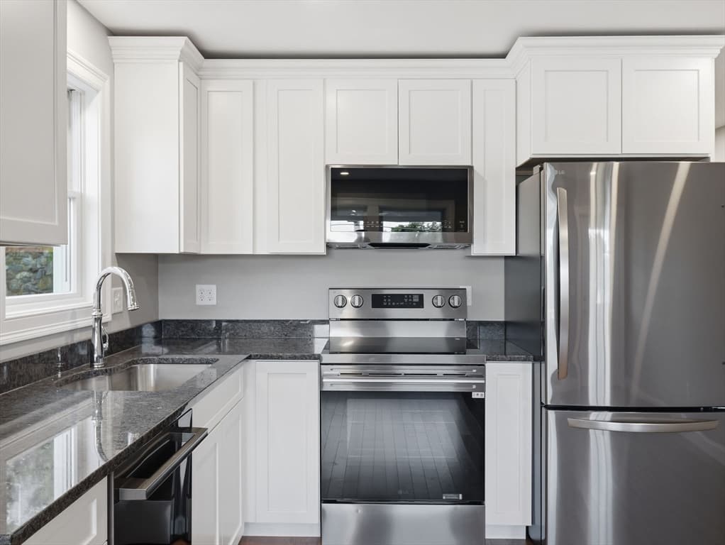 477 Washington Street # 477, Haverhill MA 01832 photo 3