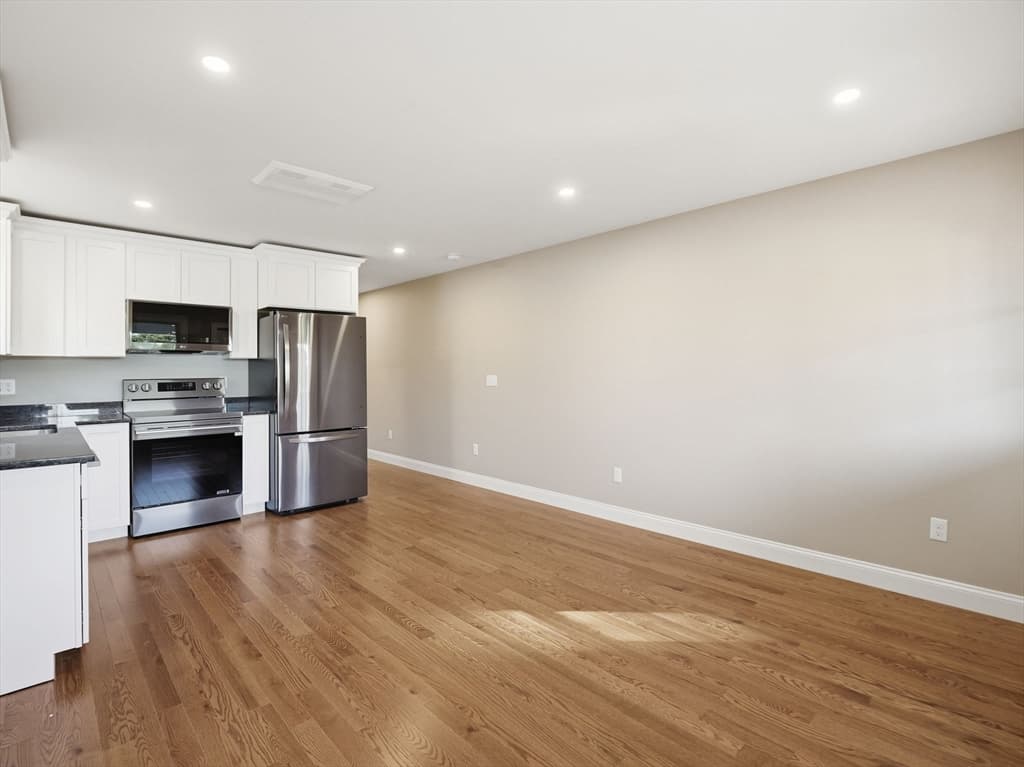 477 Washington Street # 477, Haverhill MA 01832 photo 4
