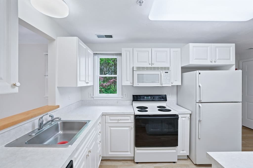 4 Wildflower Lane # 4, Yarmouth MA 02675 photo 22