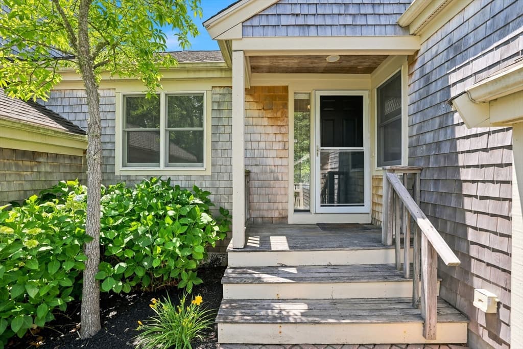 4 Wildflower Lane # 4, Yarmouth MA 02675