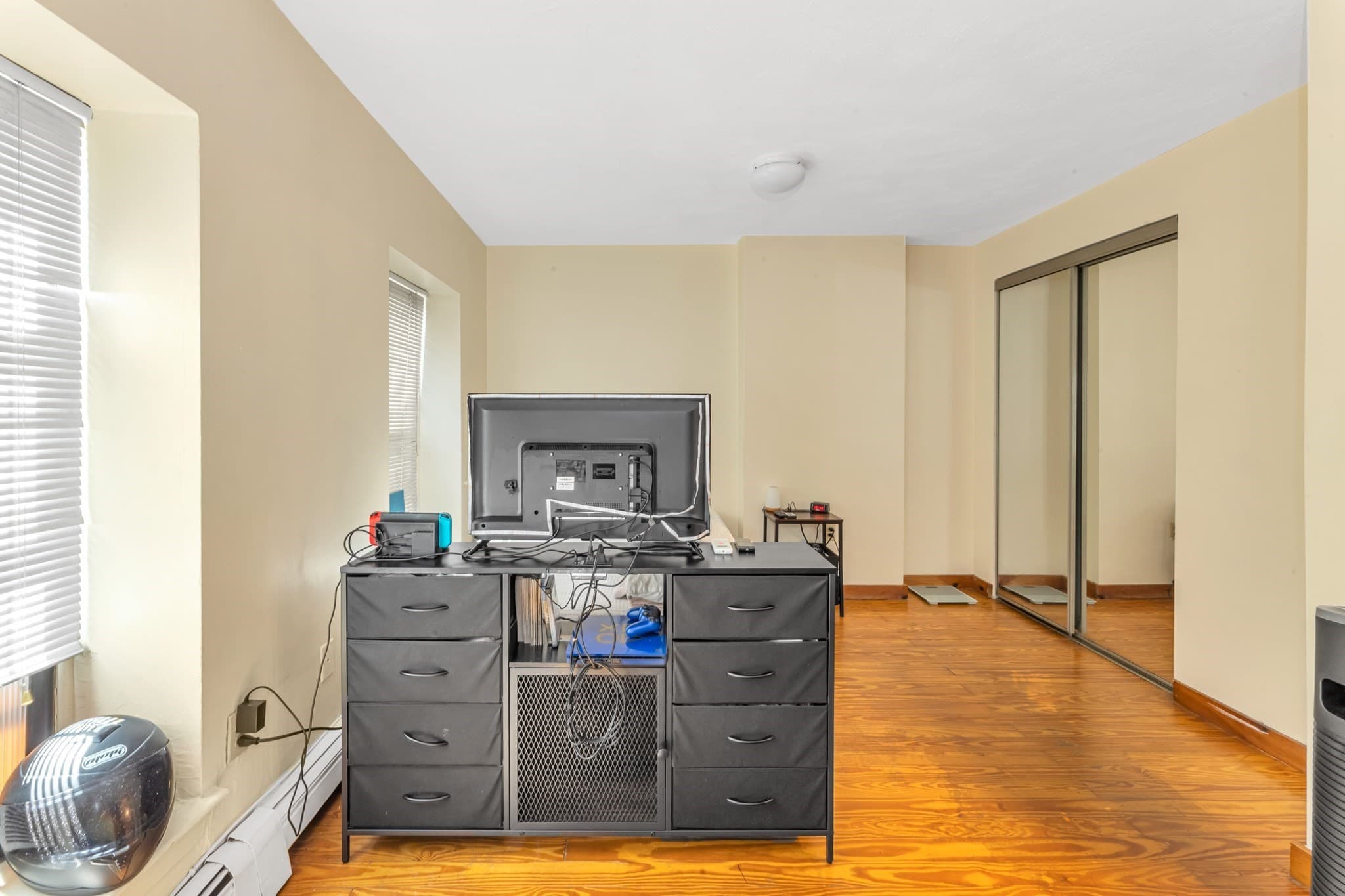 3 Family at 90 Blue Hill Ave, Boston MA 02119, photo 16 of 20