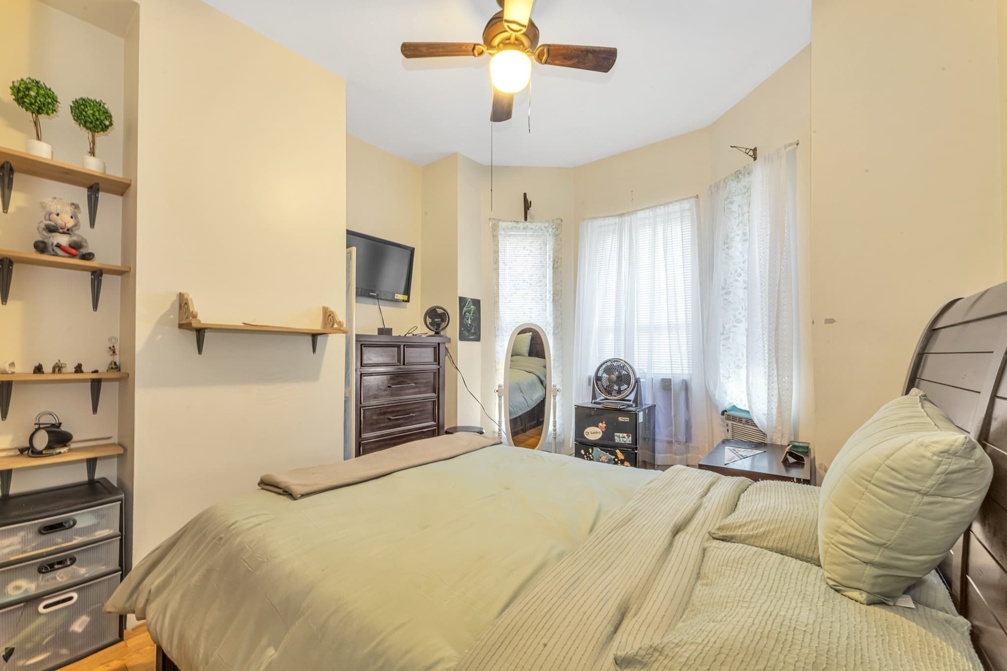 3 Family at 90 Blue Hill Ave, Boston MA 02119, photo 9 of 20