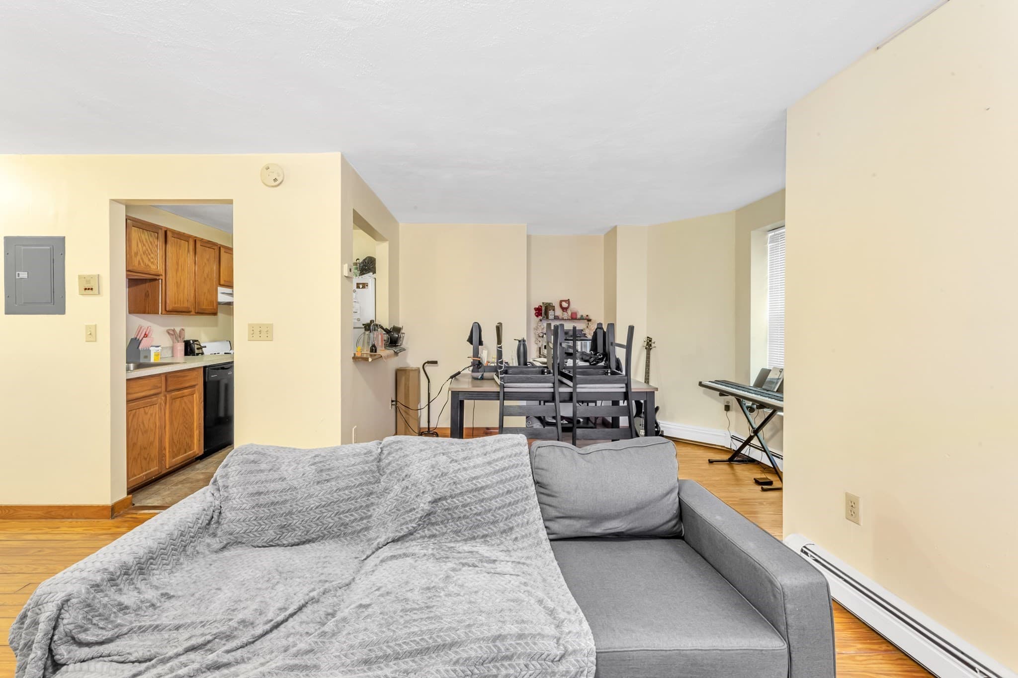 3 Family at 90 Blue Hill Ave, Boston MA 02119, photo 18 of 20