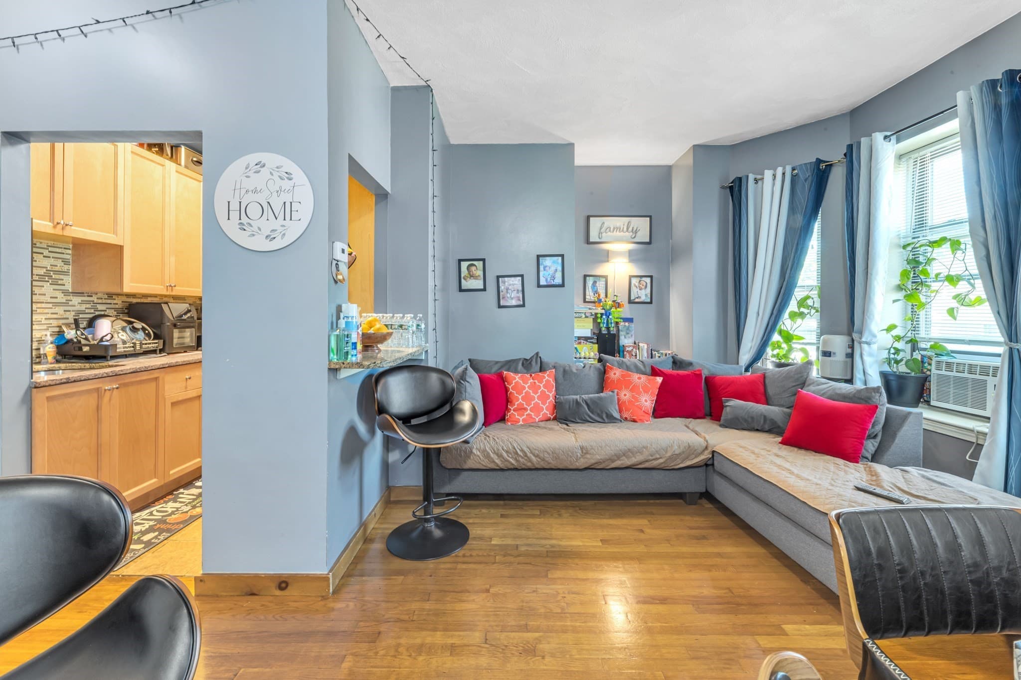 3 Family at 90 Blue Hill Ave, Boston MA 02119, photo 11 of 20