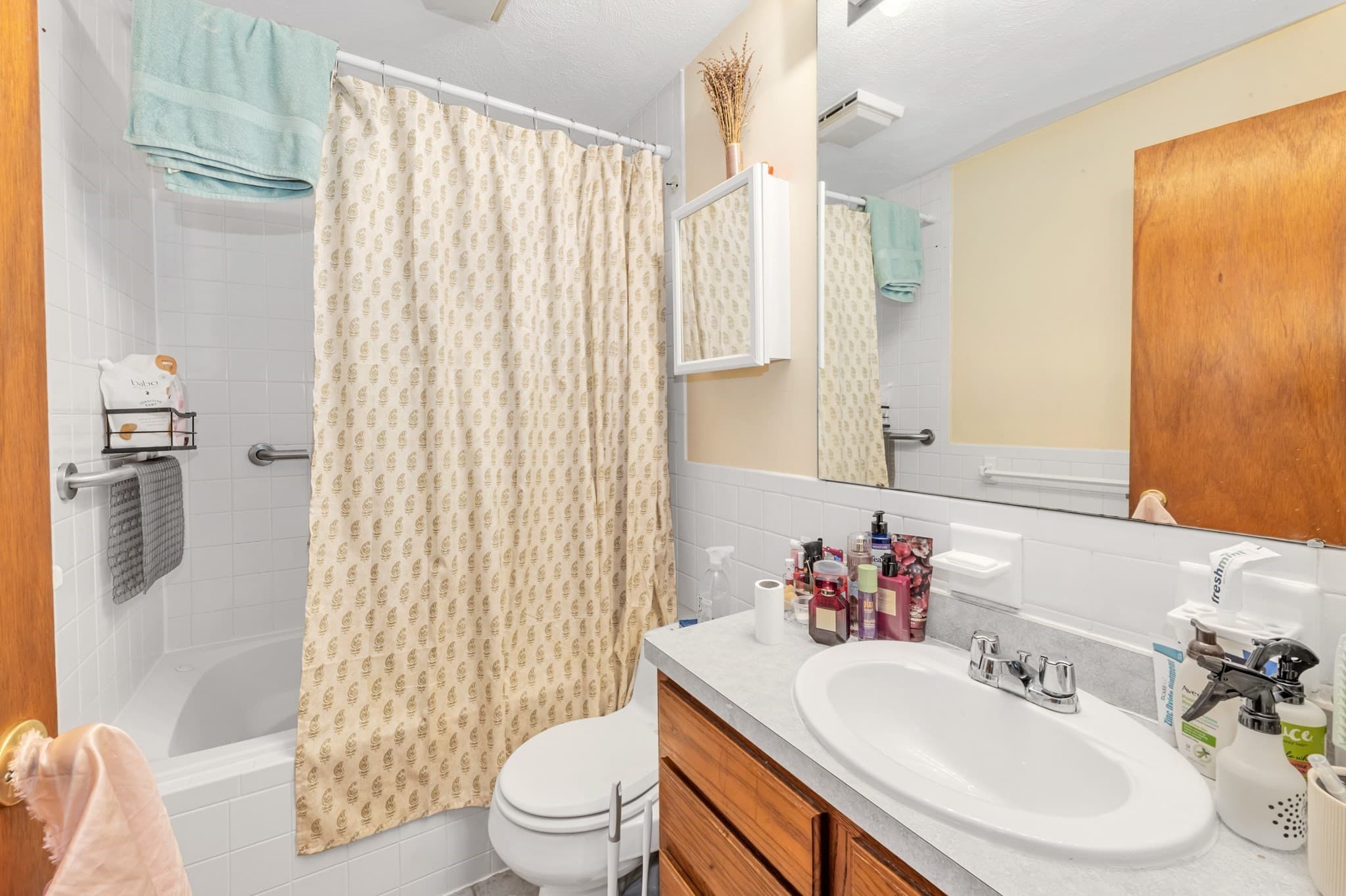 3 Family at 90 Blue Hill Ave, Boston MA 02119, photo 19 of 20