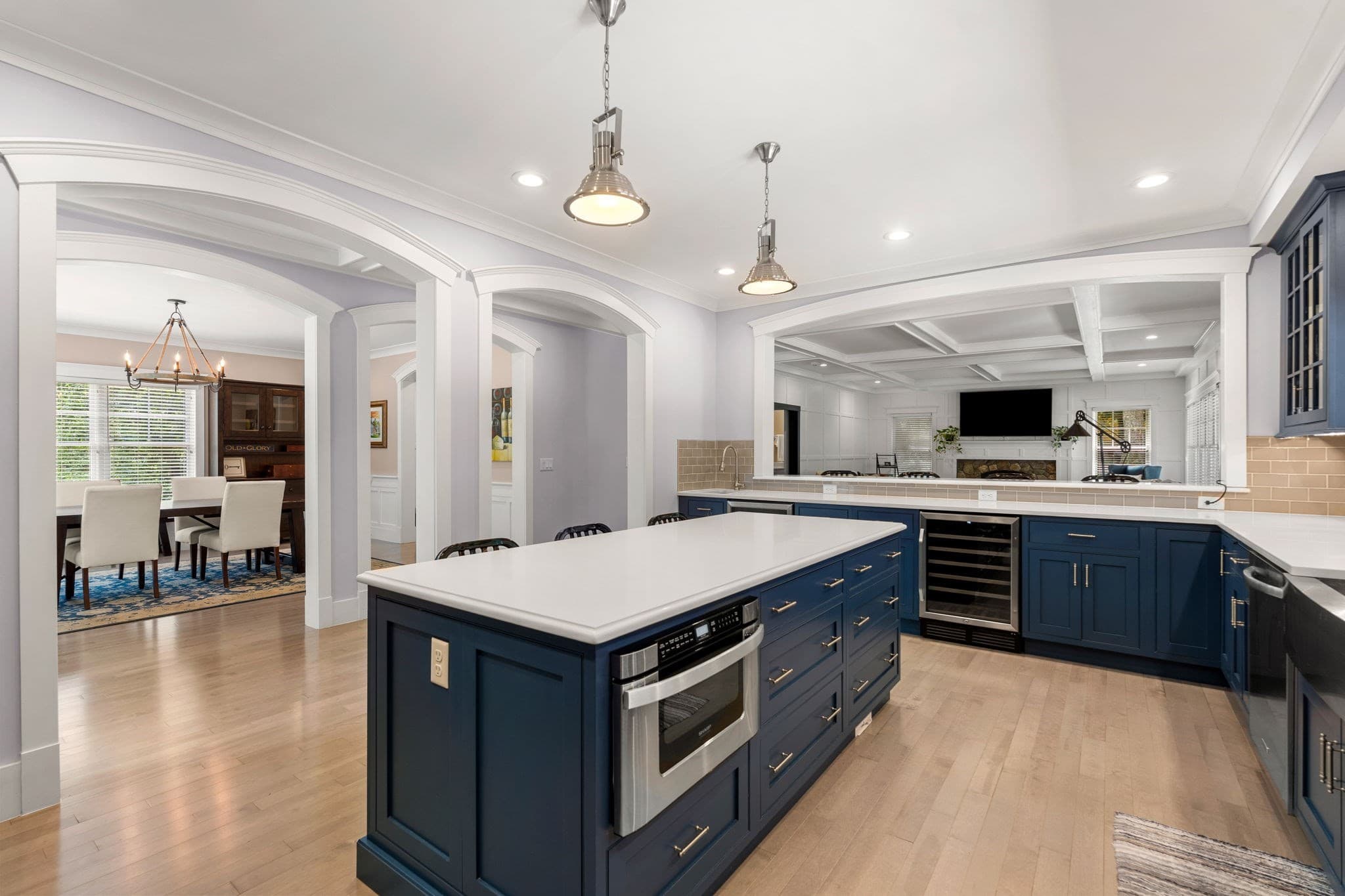 Single Family Residence at 190 Bedford Rd, Lincoln MA 01773, Lincoln, photo 6 of 42