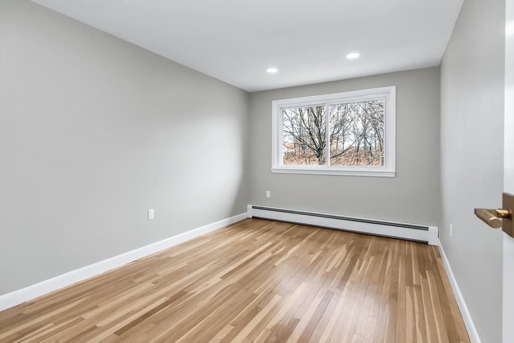 Single Family Residence at 5 Lafayette Ave, Lawrence MA 01843, Lawrence, photo 17 of 40