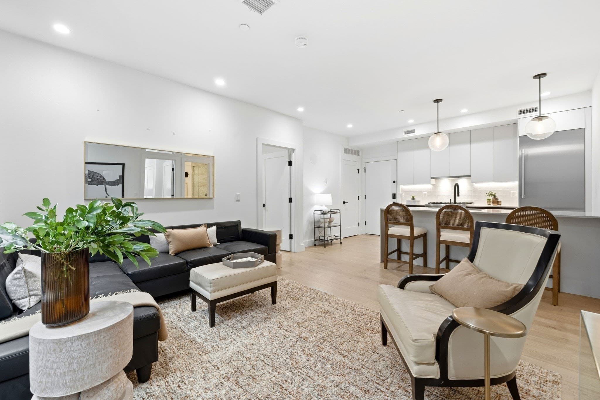 472 W Broadway # 202, Boston MA 02127