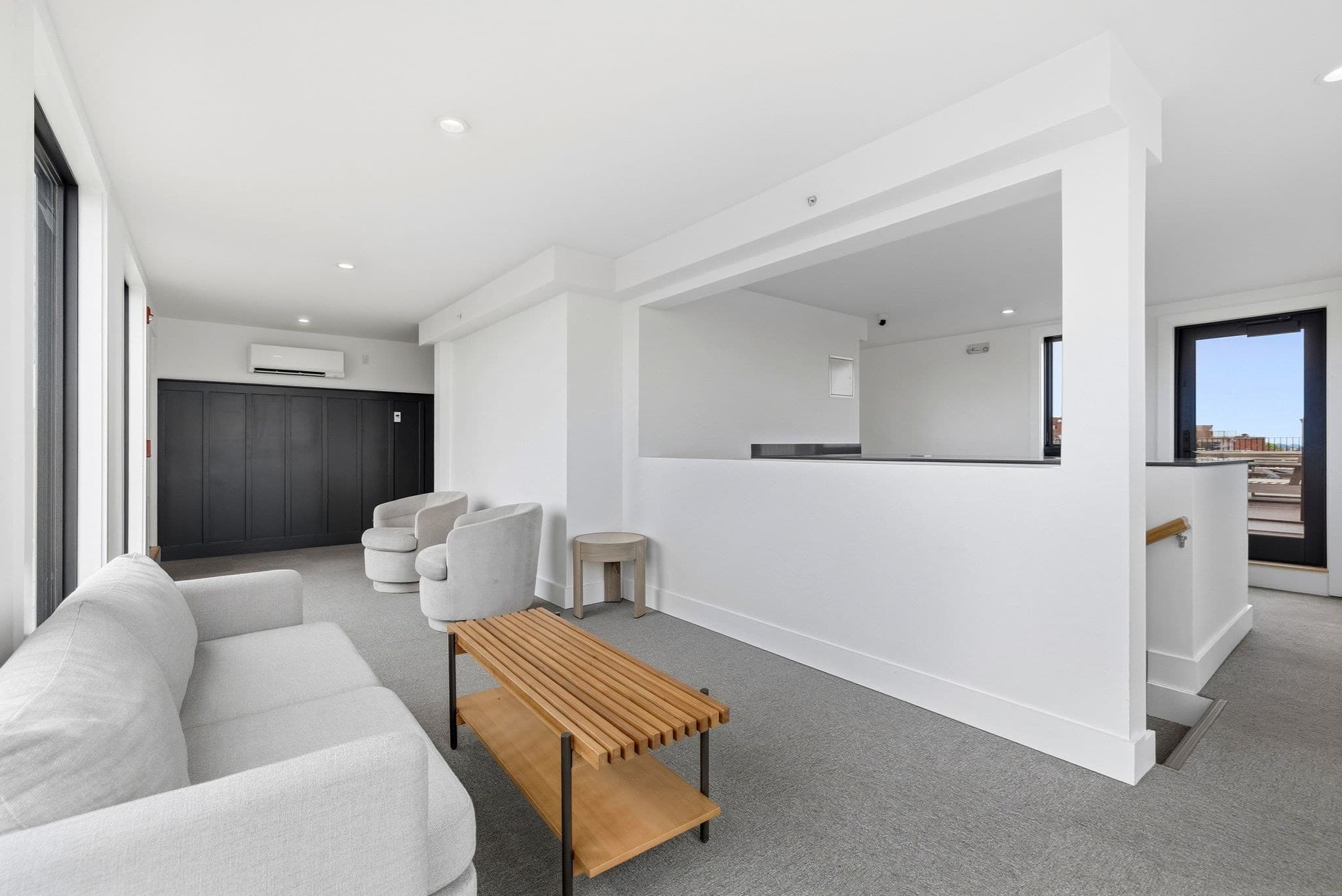 Condominium at 472 W Broadway # 202, Boston MA 02127, Boston, photo 34 of 42