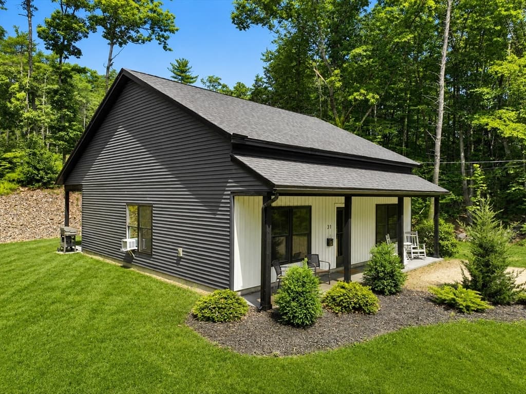 31 Crowcroft Drive, Rindge NH 03461