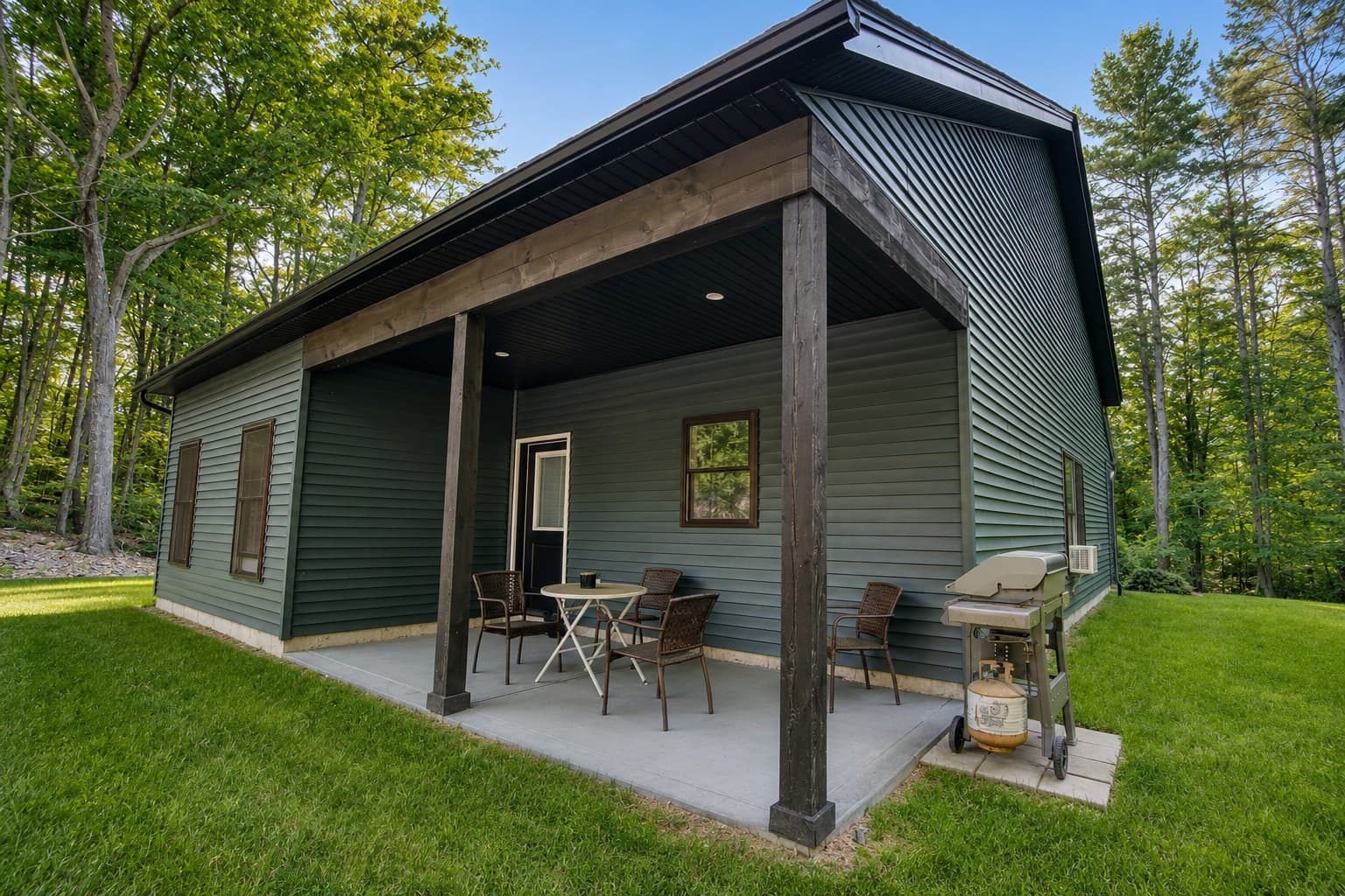 Single Family Residence at 31 Crowcroft Drive, Rindge NH 03461, Rindge, photo 5 of 21