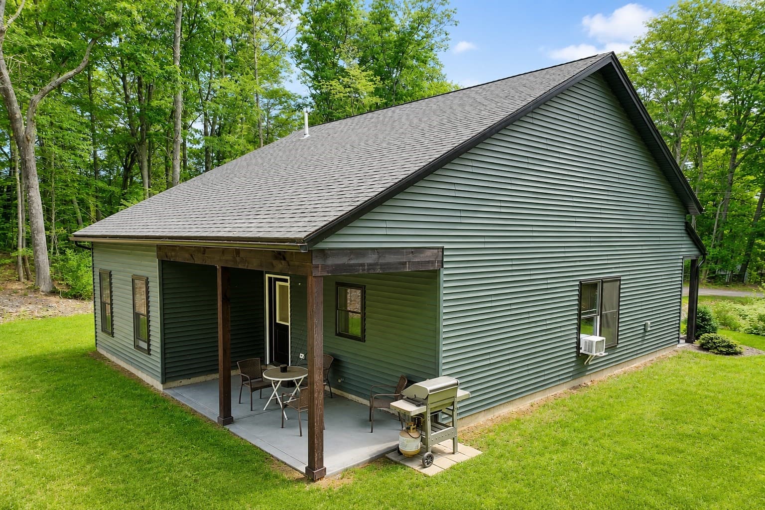 Single Family Residence at 31 Crowcroft Drive, Rindge NH 03461, Rindge, photo 4 of 21