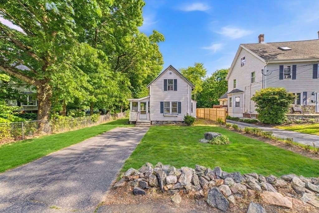 Single Family Residence at 50 Marble St, Stoneham MA 02180, photo 2 of 30