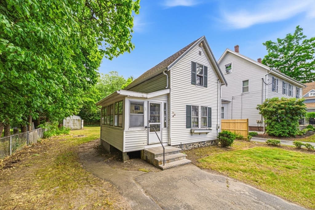 Single Family Residence at 50 Marble St, Stoneham MA 02180, photo 11 of 30