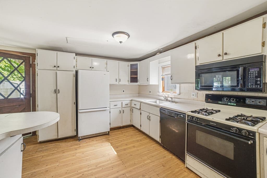 Single Family Residence at 50 Marble St, Stoneham MA 02180, photo 19 of 30