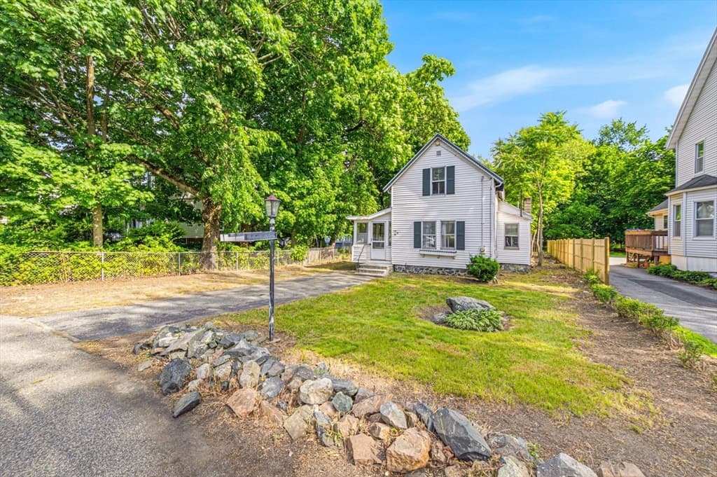 Single Family Residence at 50 Marble St, Stoneham MA 02180, photo 4 of 30