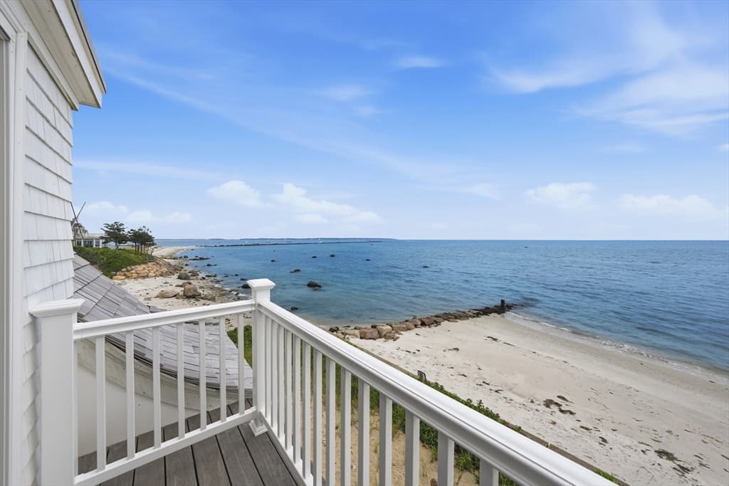 Single Family Residence at 31 Dale Ave, Barnstable MA 02647, Barnstable, photo 17 of 22