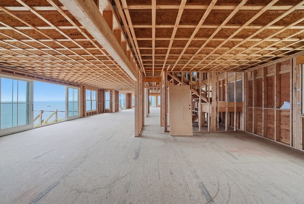 Single Family Residence at 31 Dale Ave, Barnstable MA 02647, Barnstable, photo 9 of 22