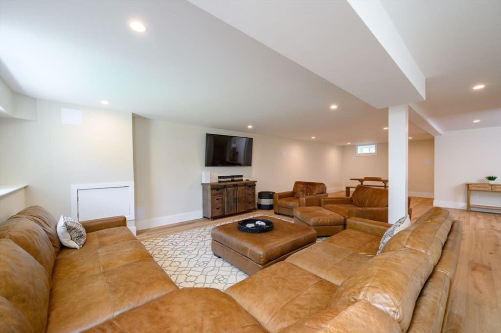 7 Laurel Street, Hingham MA 02043 photo 32