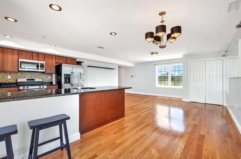 29 Spruce St # 42, Waltham MA 02453 photo 12