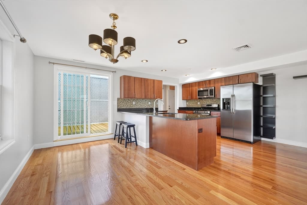 29 Spruce St # 42, Waltham MA 02453 photo 9